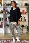 The Sunday Morning V Slouch Sweatshirt Black